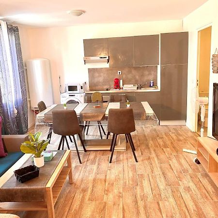 Appartement Quartier Populaire A Перпинян Екстериор снимка